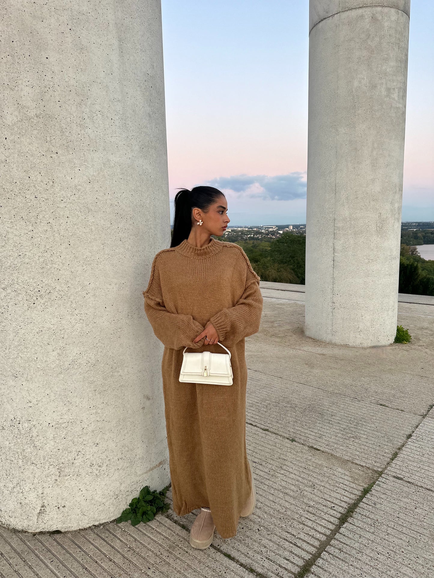 Robe pull camel